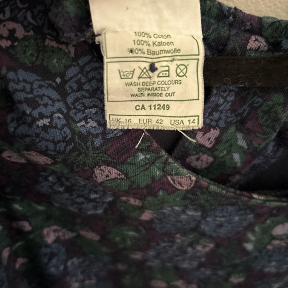 Vintage Laura Ashley Purple and Green Floral Midi Dress - Picture 7 of 7